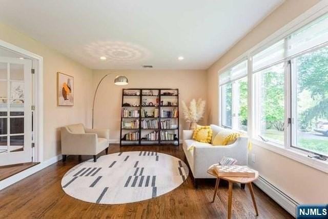 18 Cedar Ct - Photo 4 of 25