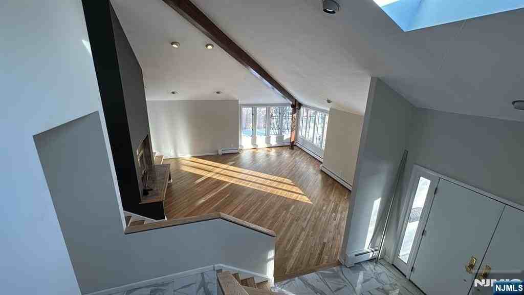 3 Forest Rd - Photo 6 of 46