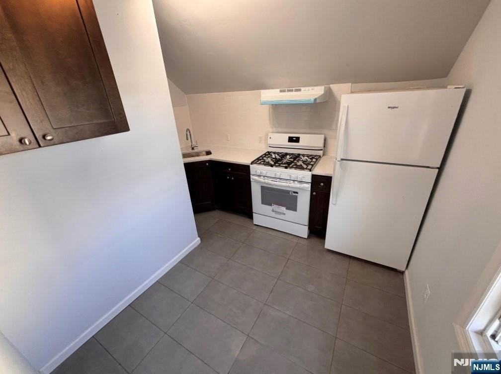 332 70th St - Photo 6 of 7