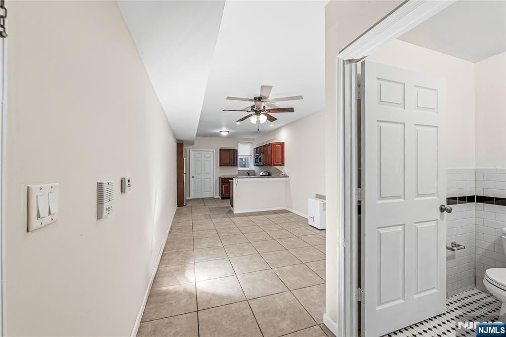 18 Brinkerhoff St - Photo 2 of 11