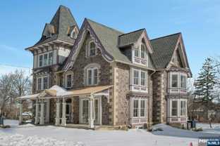 49 Park Ave - Photo 1 of 1