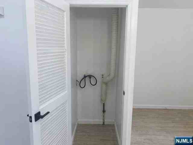 1923 E Main St - Photo 6 of 13