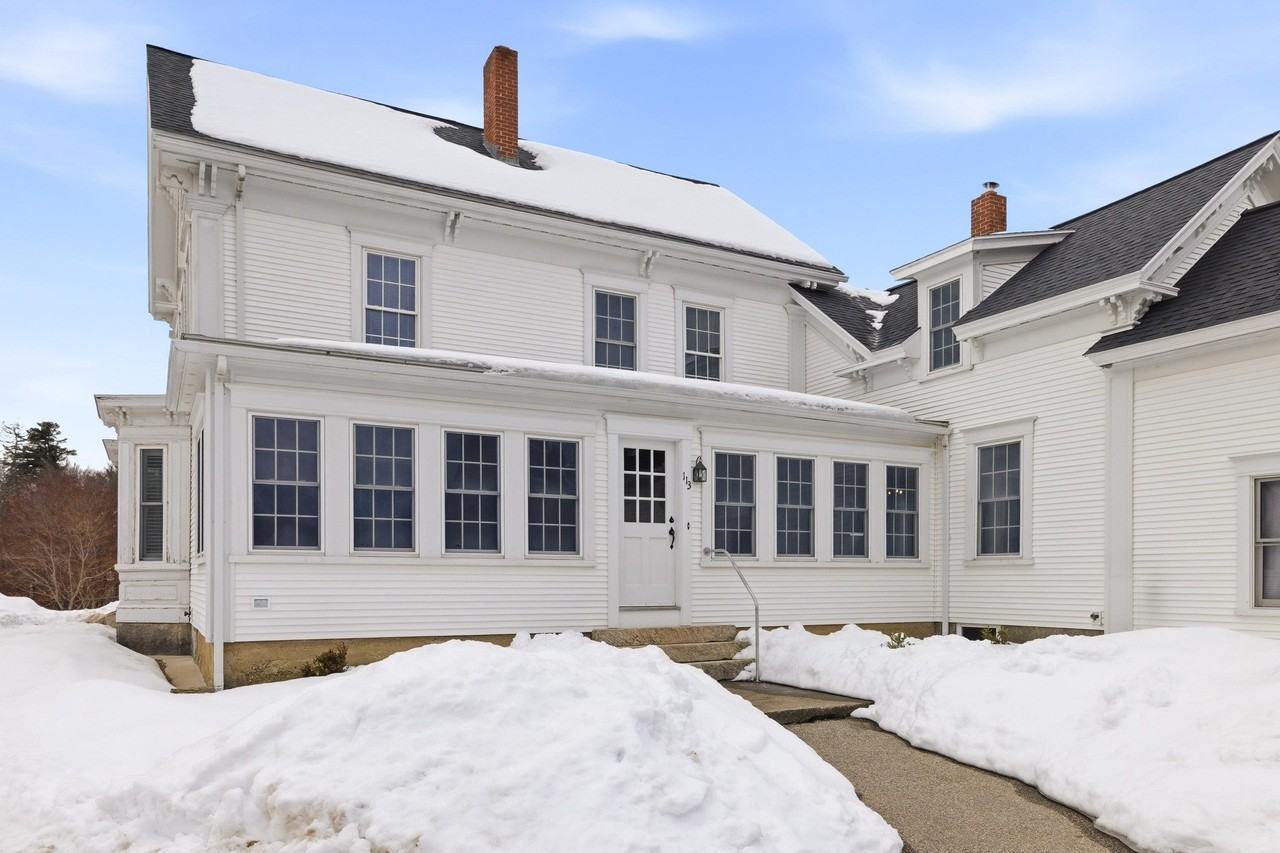 113 Railroad Ave - Photo 3 of 23