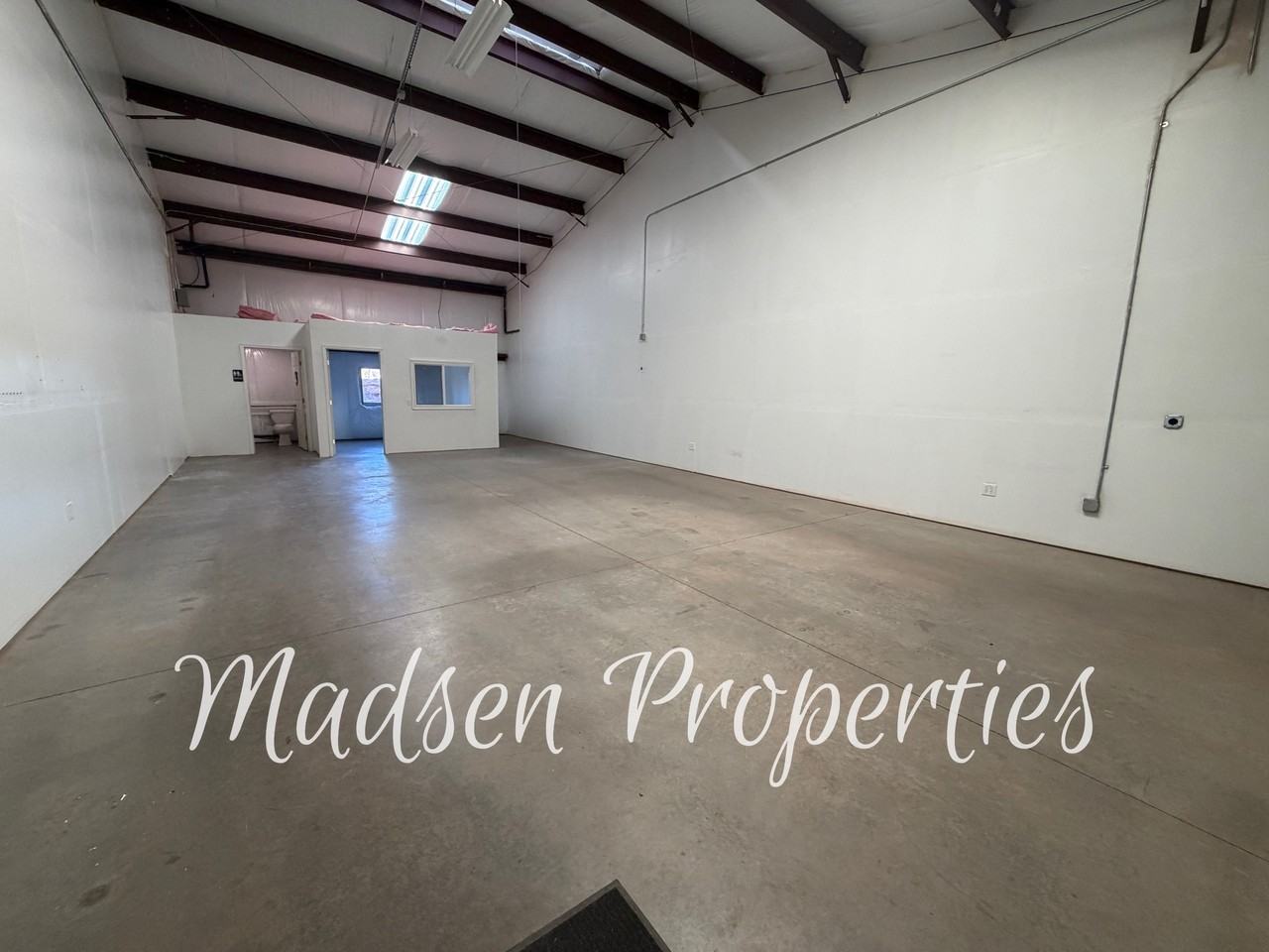 1115 Ewald Ct #B - Photo 4 of 14