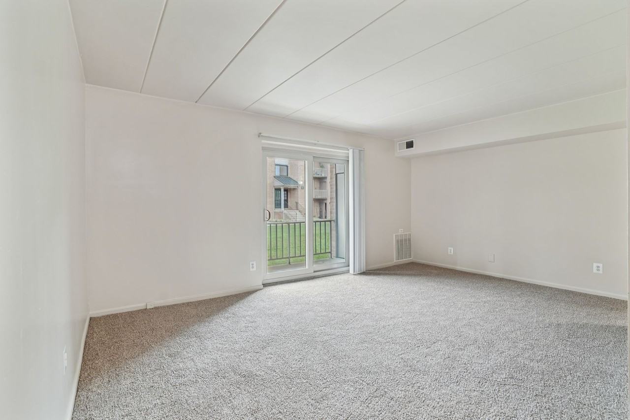 275 Glen Riddle Road - Photo 5 of 25