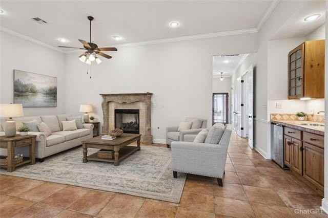 200 Libra Ave #B - Photo 3 of 20