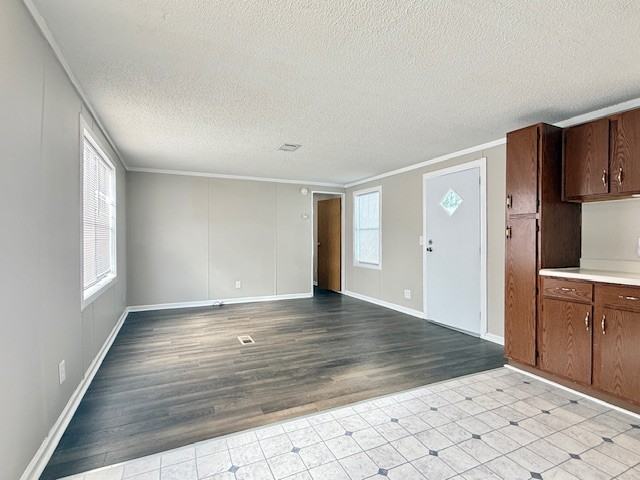 529 Canterbury Ct #1 - Photo 3 of 10