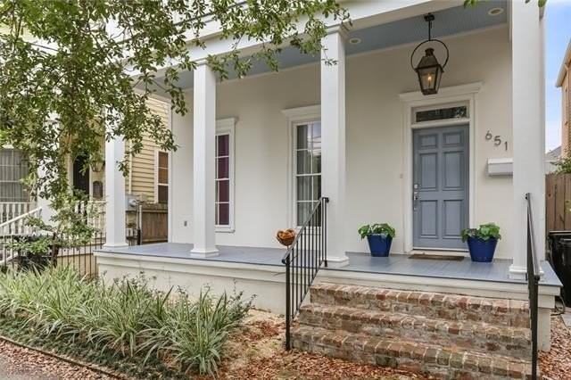 651 Arabella St - Photo 2 of 25