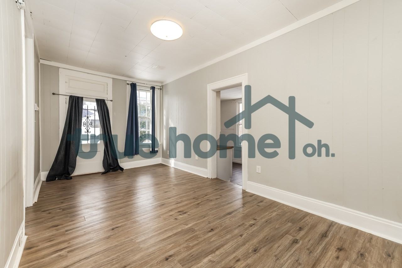 121 Glencoe Ave #1 - Photo 7 of 15