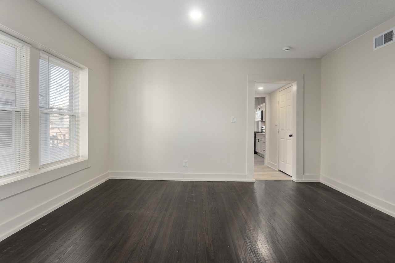 3409 Indiana Ave #3 - Photo 5 of 7