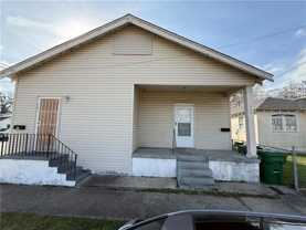 339 Franklin Ave - Photo 1 of 1