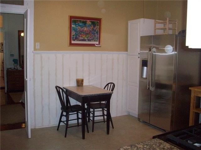 7625 Hampson St - Photo 7 of 11