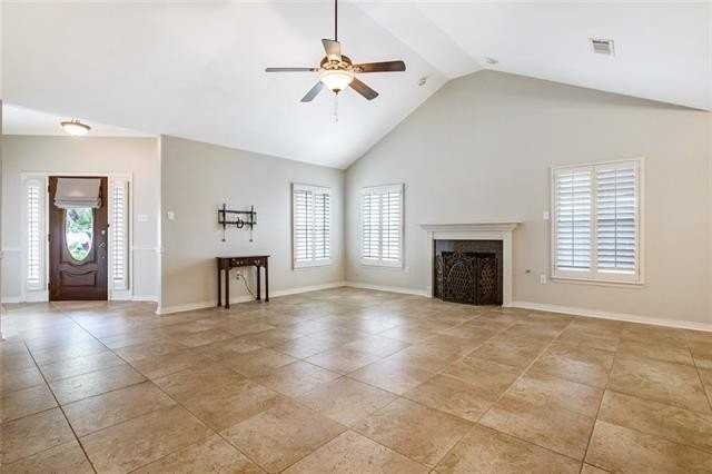 610 Bon Temps Roule - Photo 4 of 15