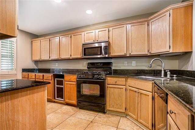 610 Bon Temps Roule - Photo 6 of 15