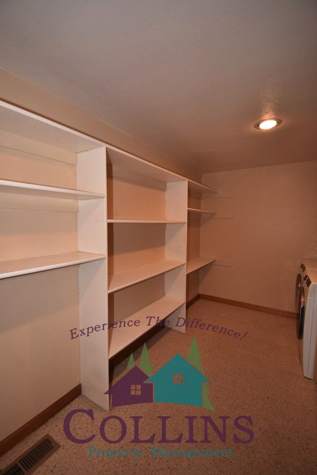 18389 Jayhawk Dr #1 - Photo 4 of 17