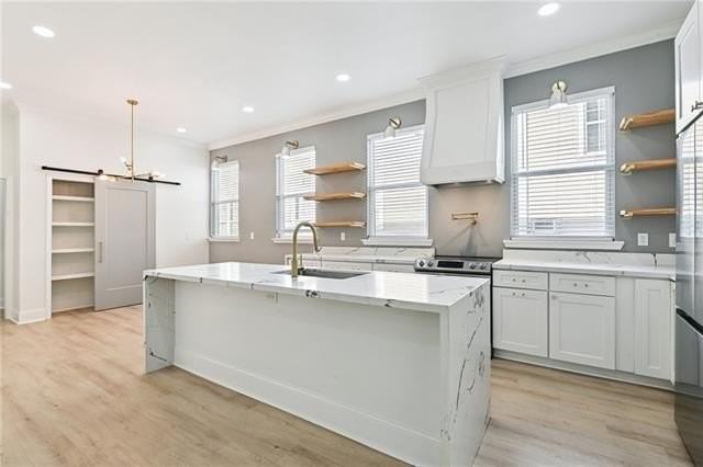 5630 Canal Blvd - Photo 4 of 12