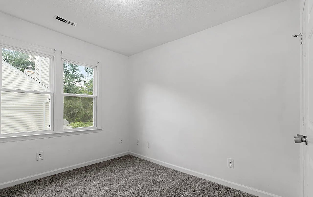 3108 Crandon Ln #A - Photo 6 of 21