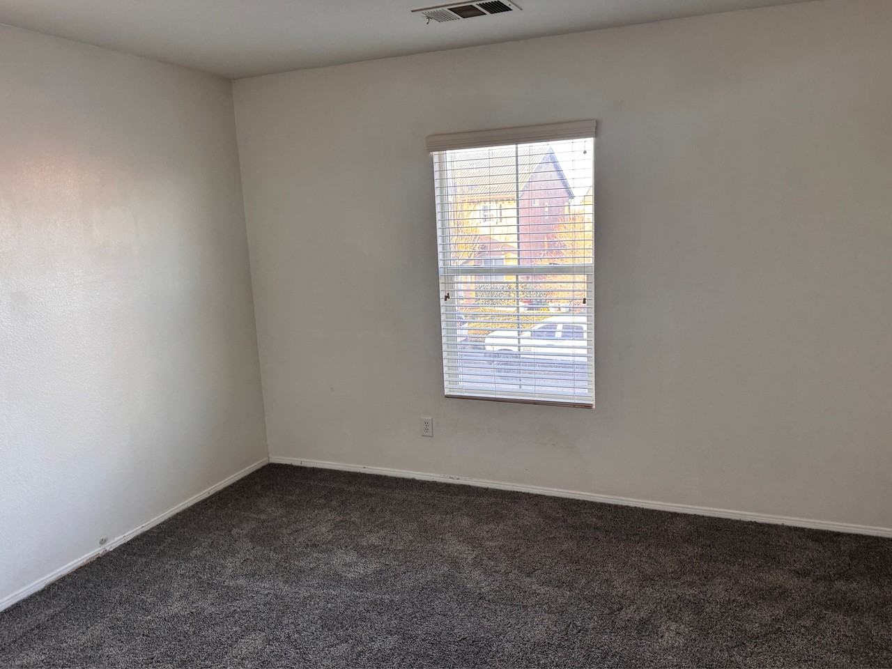 14031 Crystal St #1 - Photo 6 of 15