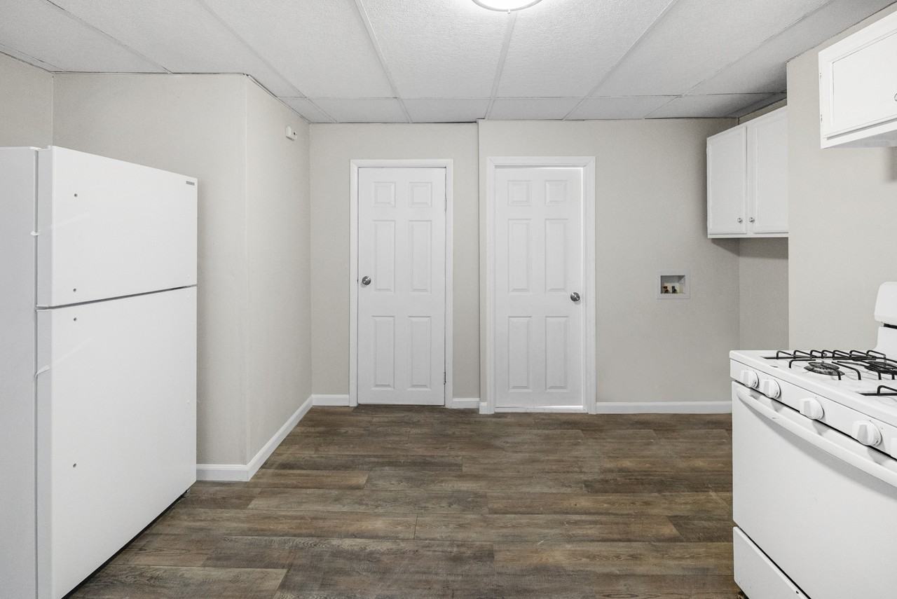 1534 5th Ave #1 - Photo 3 of 37