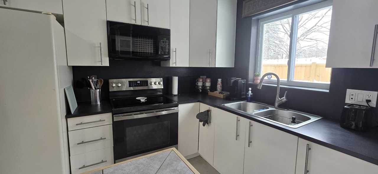 Summit St #1 - Photo 2 of 16