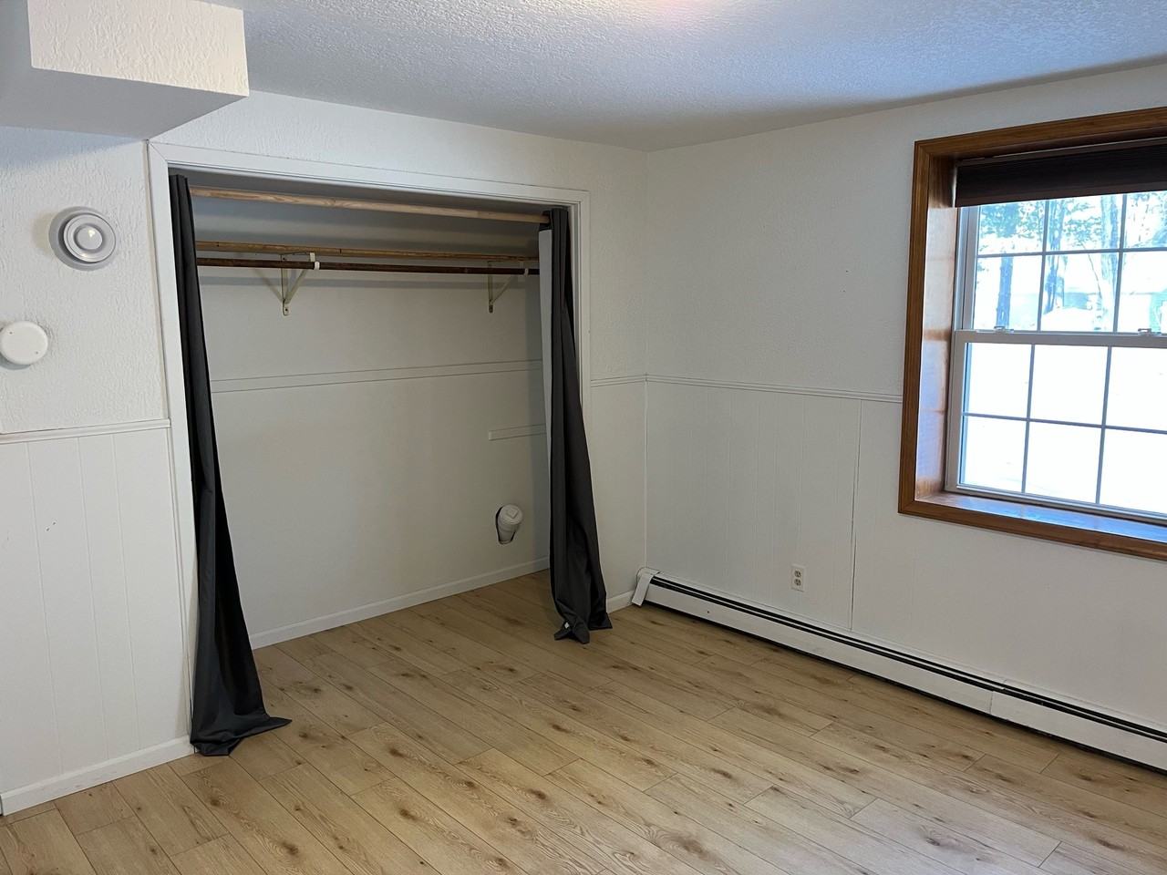 1121 Southeast 6th Street - 2 Lower #2LOWER - Photo 3 of 8