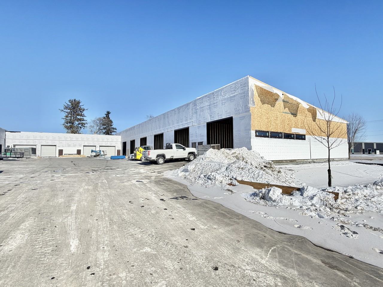 112 Burbank Ave #1 - Photo 3 of 12