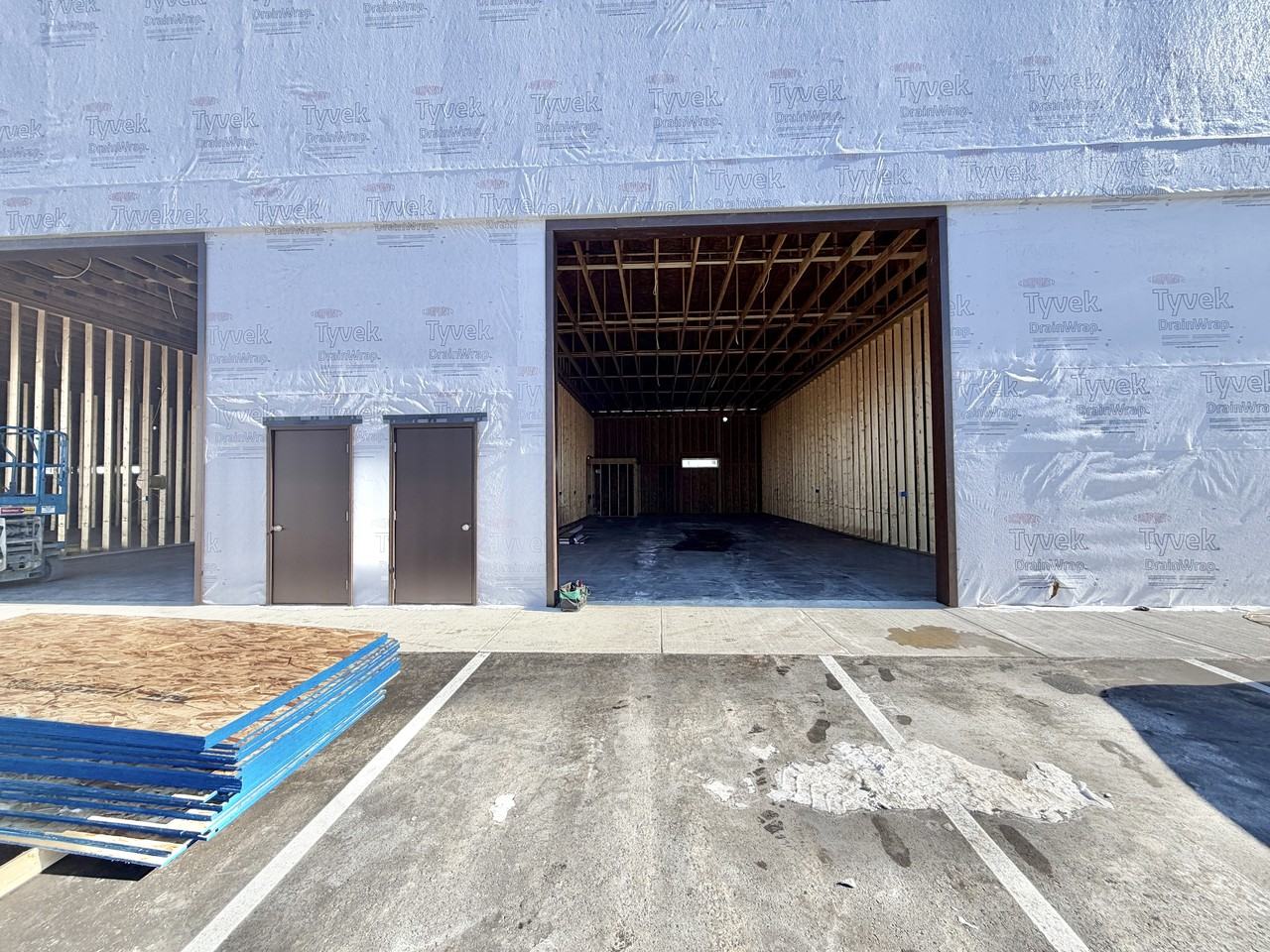 112 Burbank Ave #1 - Photo 4 of 12