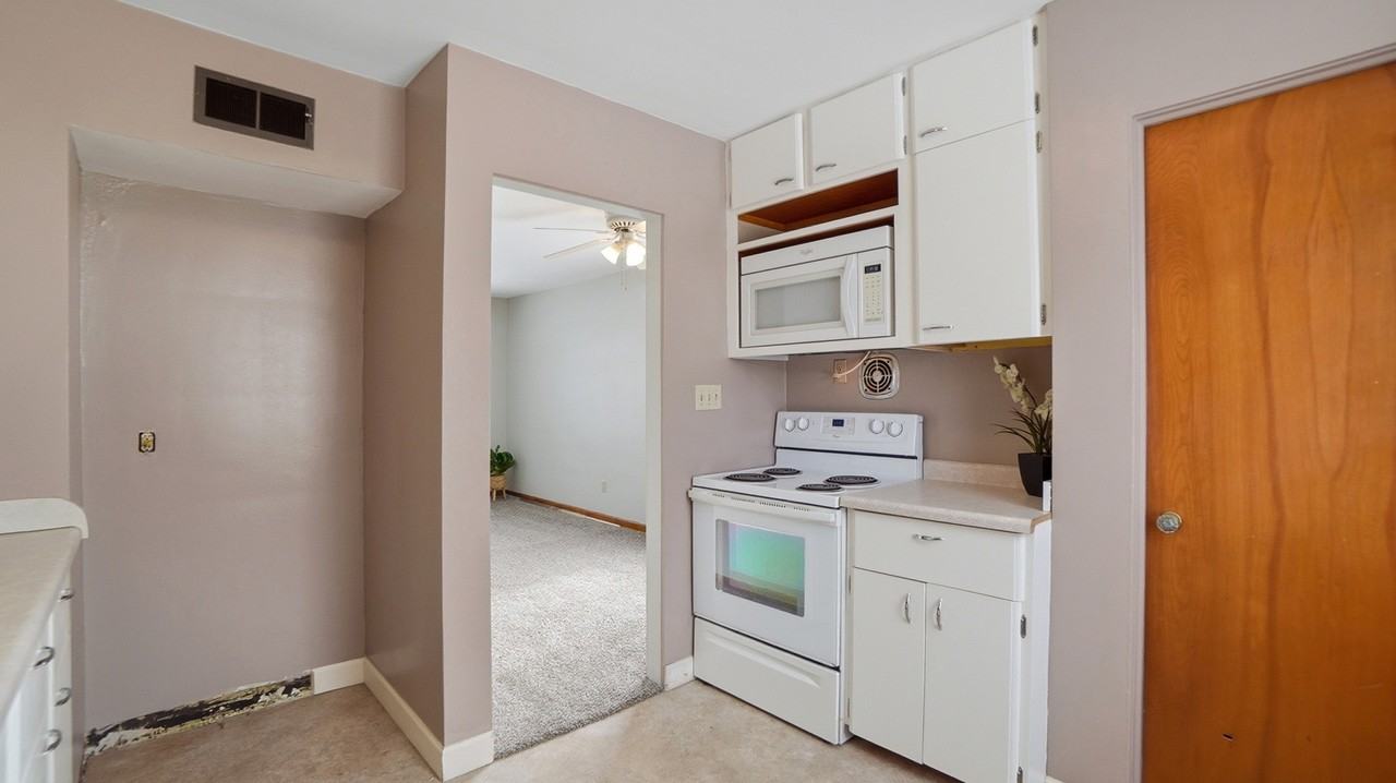 2415 Carew St #1 - Photo 7 of 21