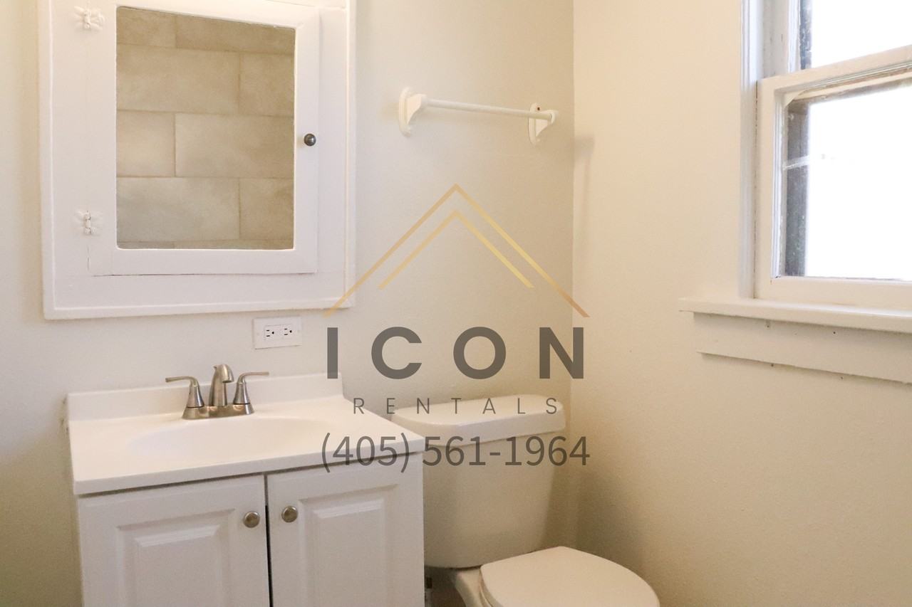 3145 Nw 14th St #1 - Photo 5 of 11