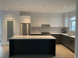 featured image of 2070 Oak Meadows Dr #92