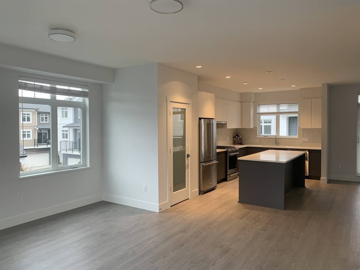 2070 Oak Meadows Dr #92 - Photo 3 of 11