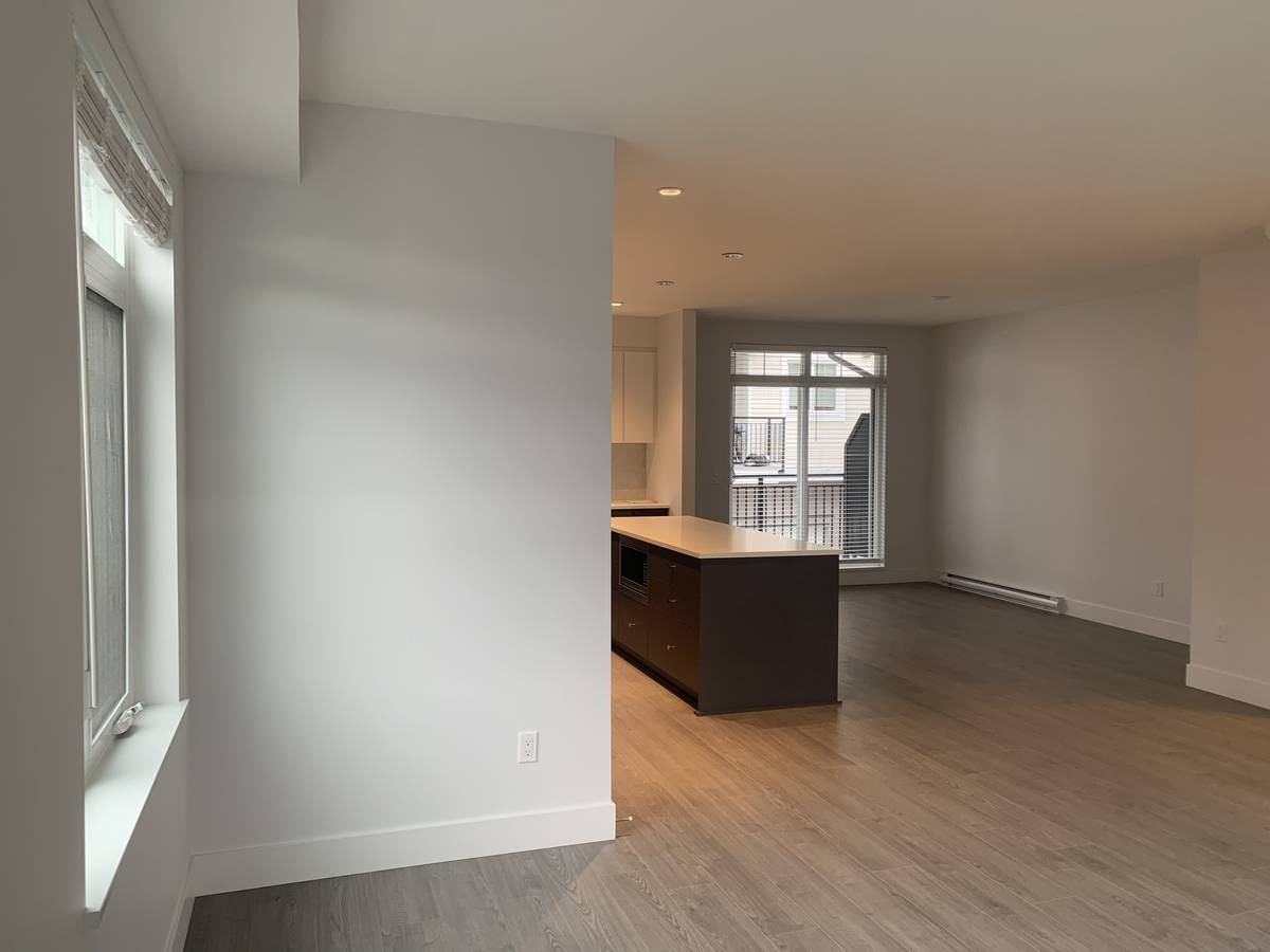 2070 Oak Meadows Dr #92 - Photo 4 of 11