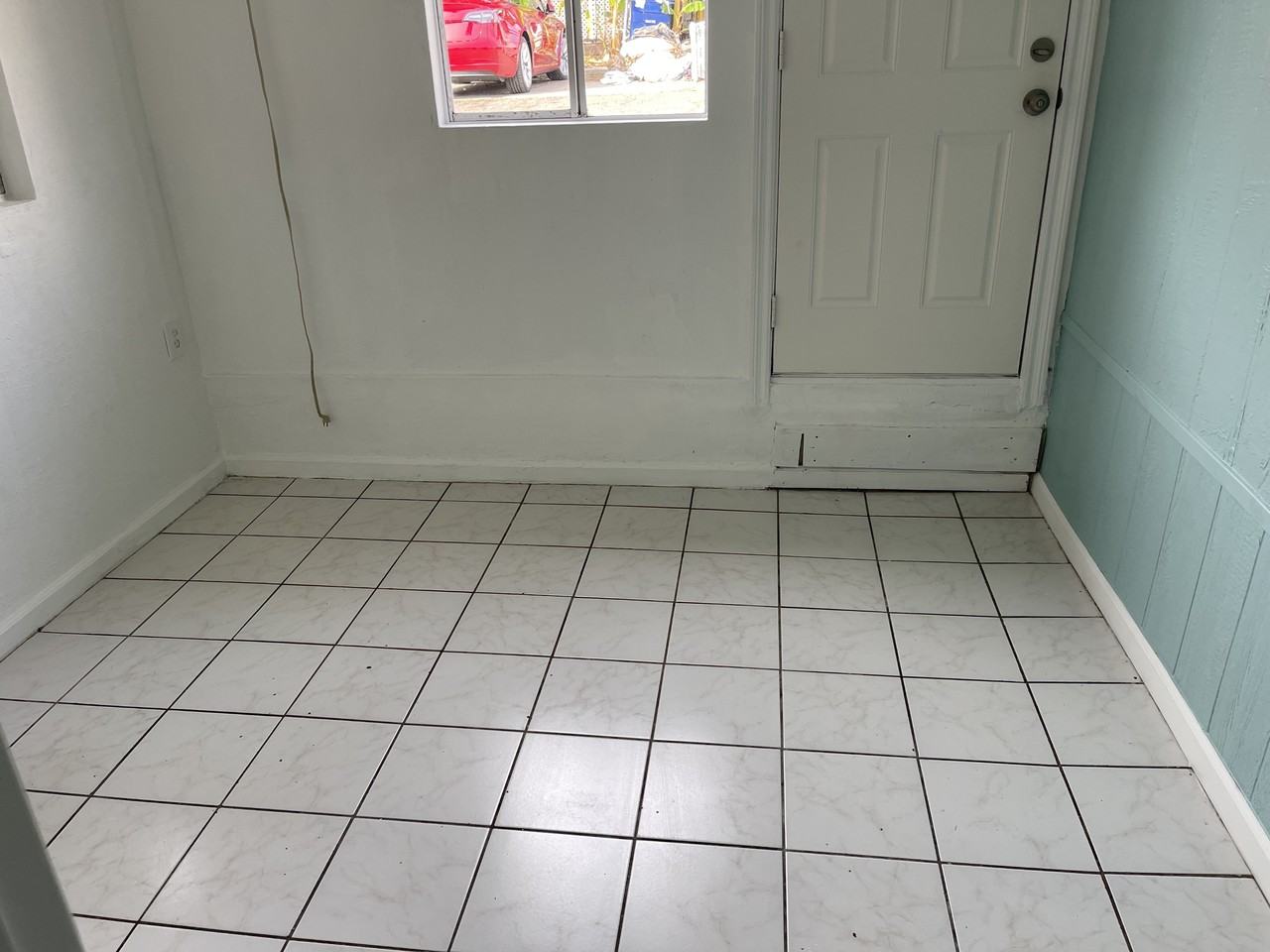 216 E Mission Rd #C - Photo 6 of 8