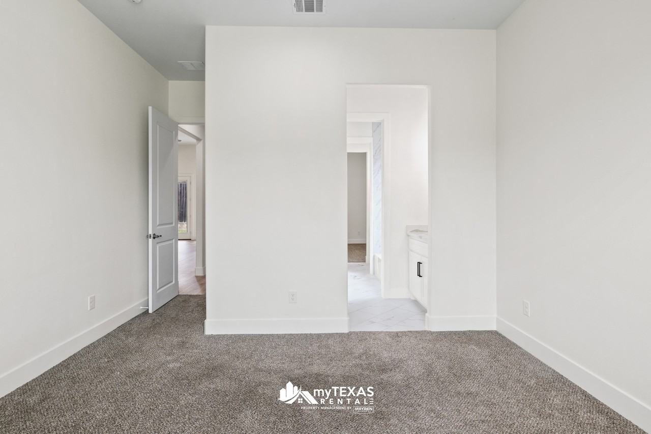 255 Kathryns Ct #1 - Photo 6 of 10