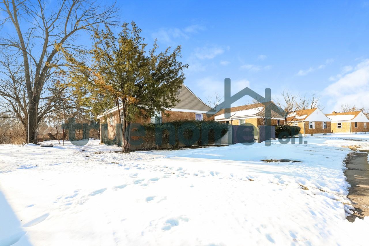 3560 Stanford Pl #1 - Photo 2 of 15