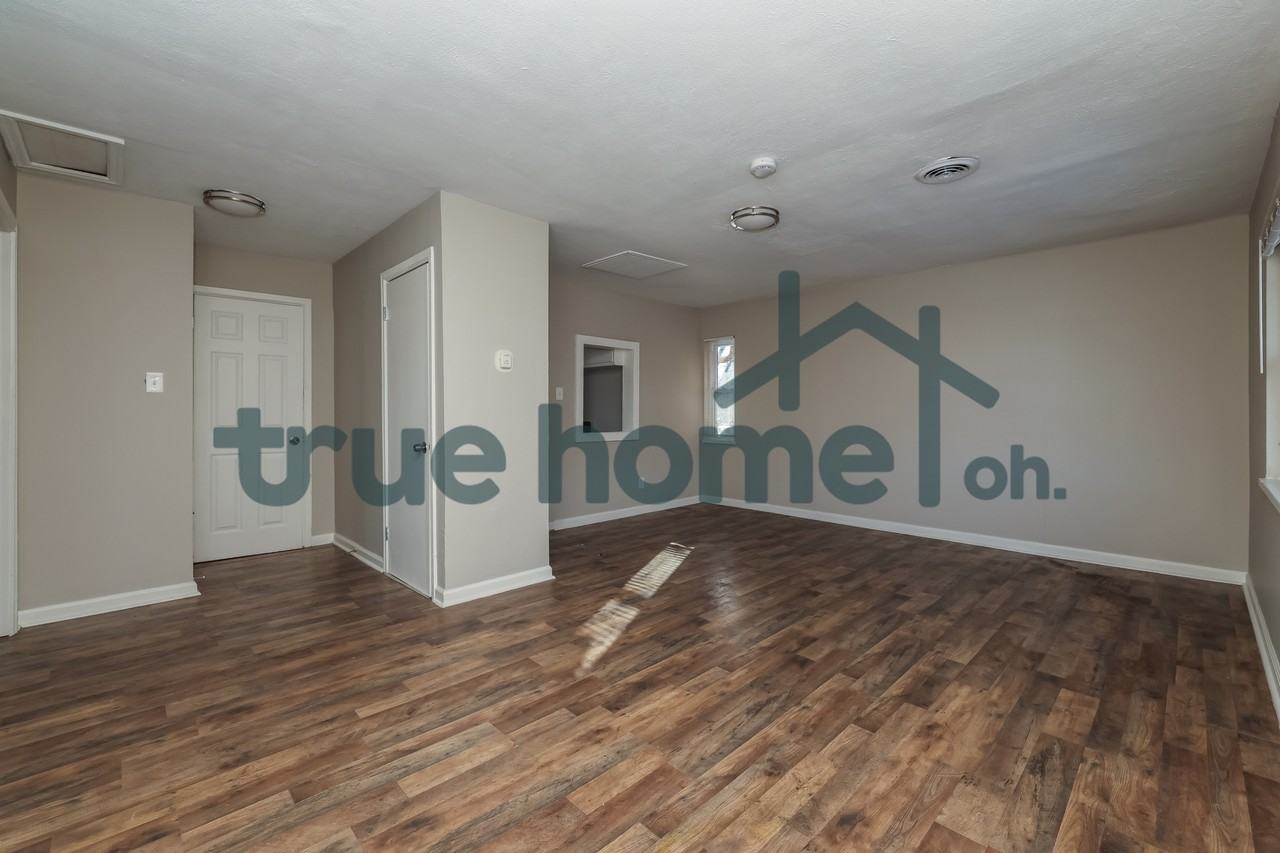 3560 Stanford Pl #1 - Photo 5 of 15