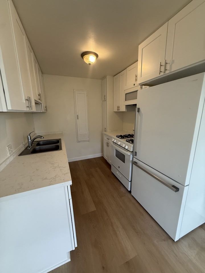 503 - 505 North Citrus Avenue - 503 #503 - Photo 6 of 16