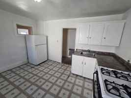 featured image of 1424 1/2 Grant Ave #1