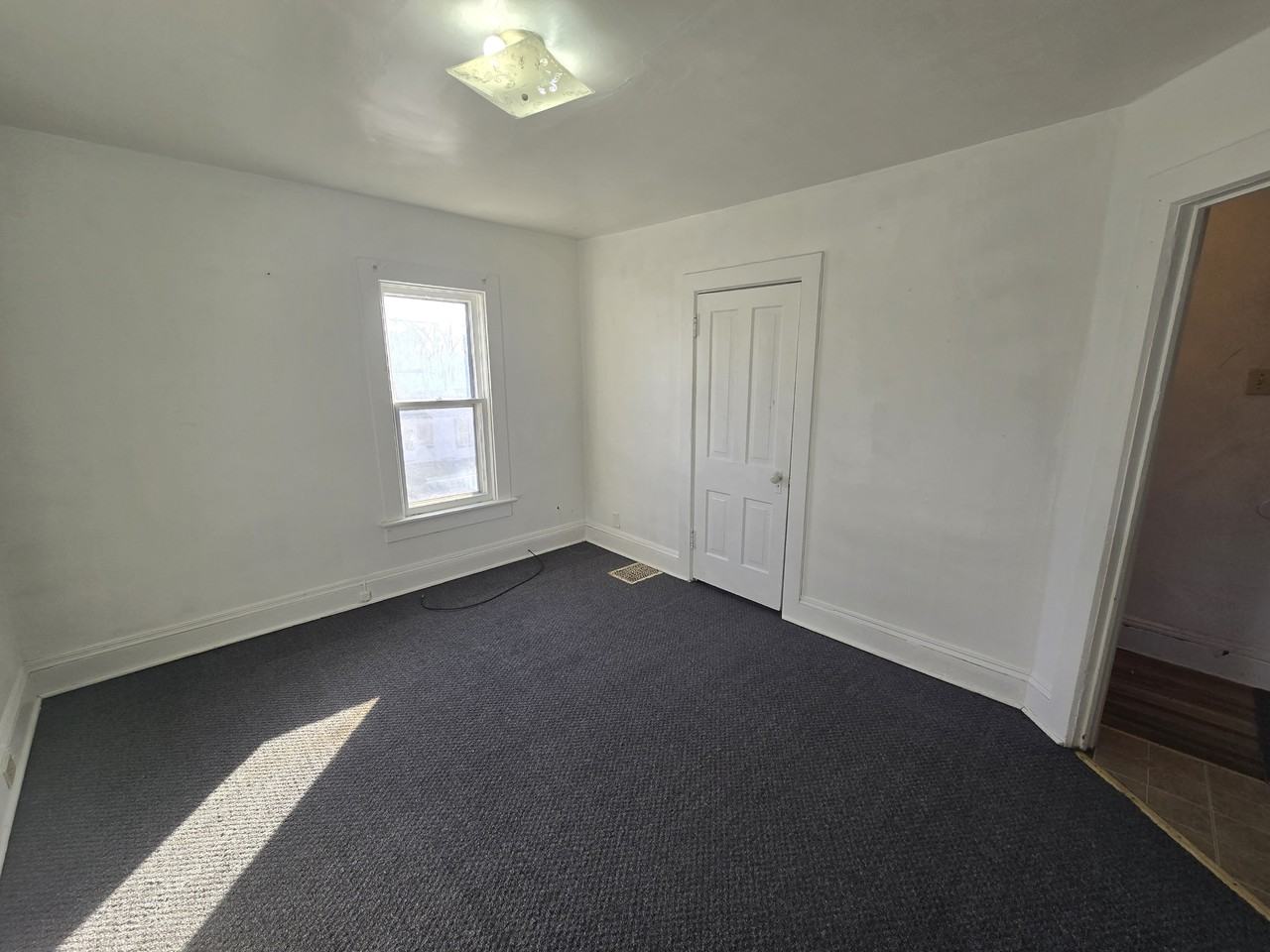 1424 1/2 Grant Ave #1 - Photo 5 of 17