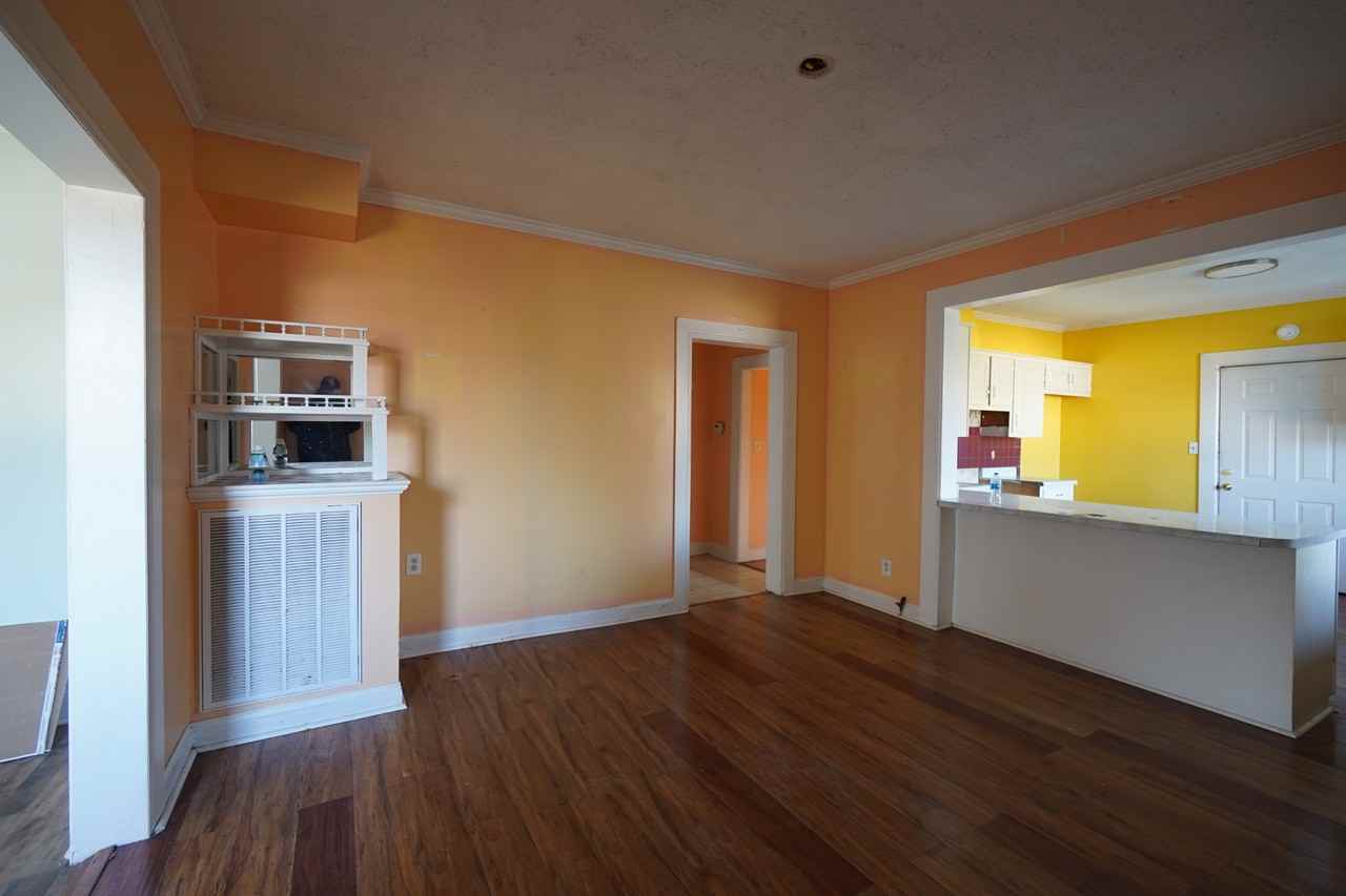 606 W Tunstall St #1 - Photo 5 of 26