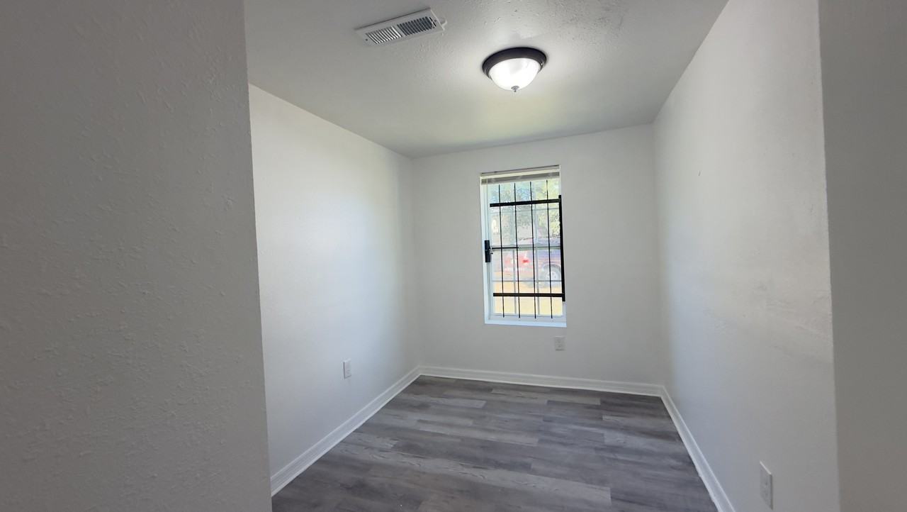2185 Benedict Rd #2187 - Photo 4 of 11