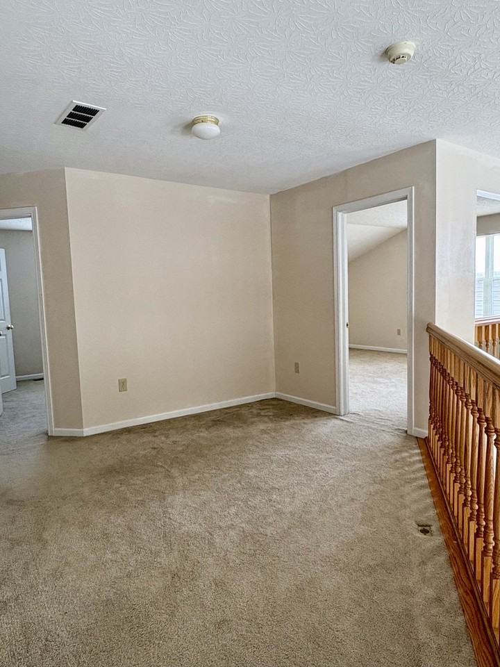 2341 Oaktree Pl #1 - Photo 4 of 11