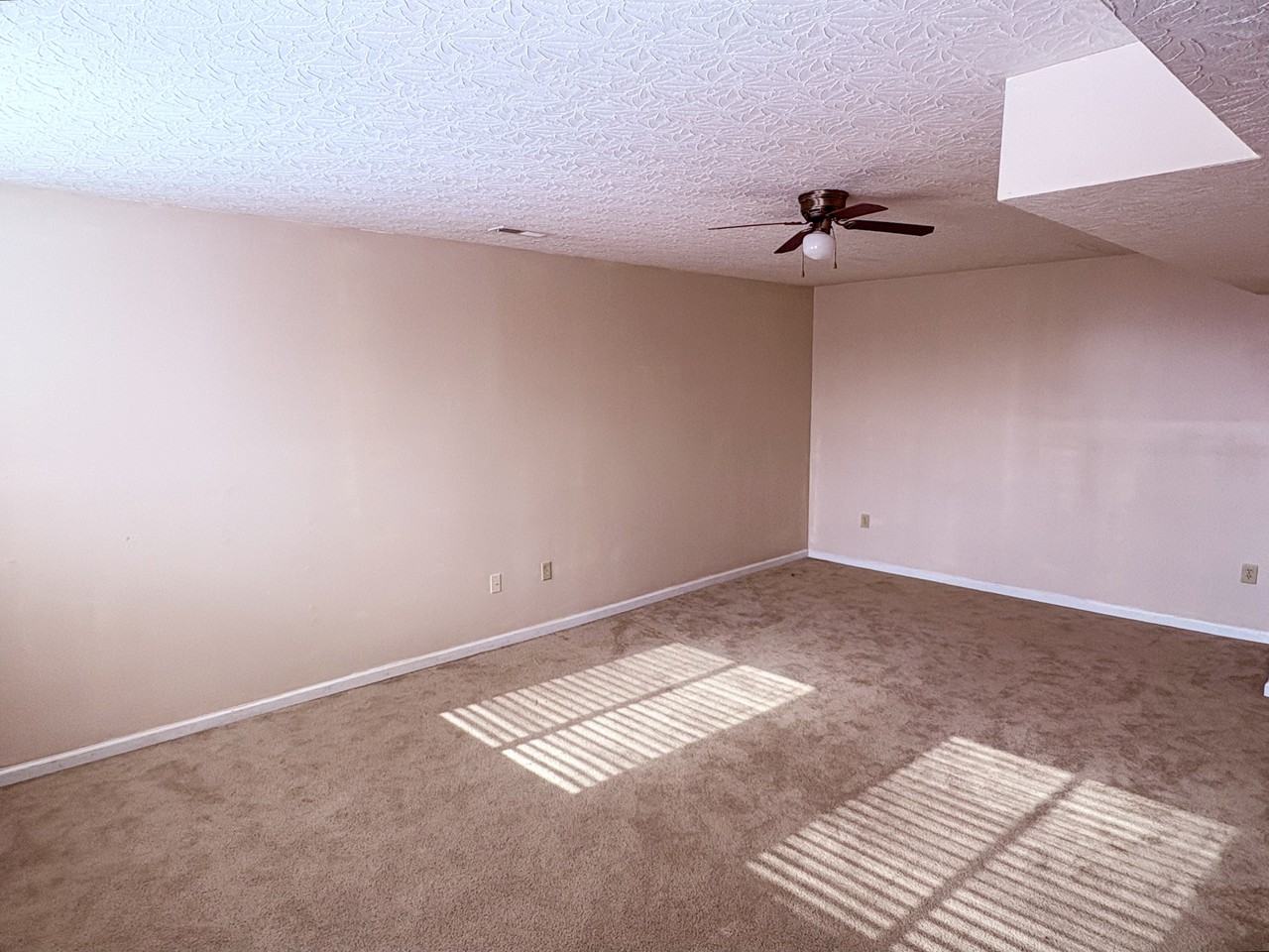 2341 Oaktree Pl #1 - Photo 7 of 11