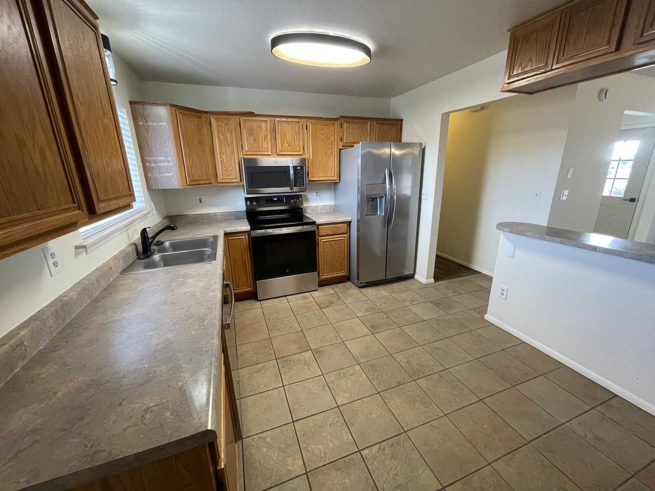 6155 E Robles Rd #1 - Photo 3 of 15