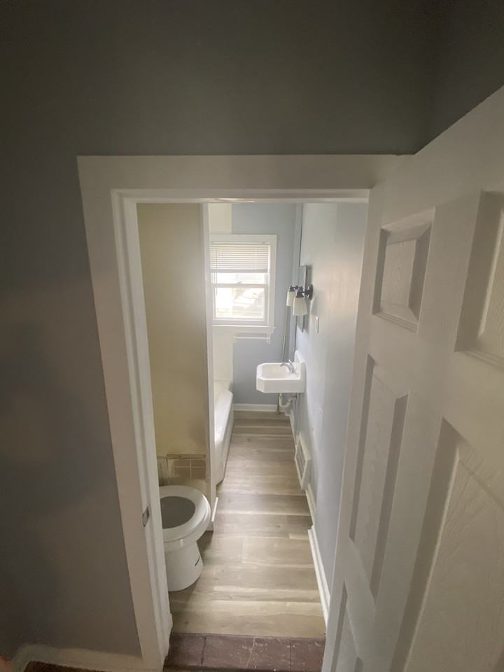 1112 Minnie St #1 - Photo 5 of 20