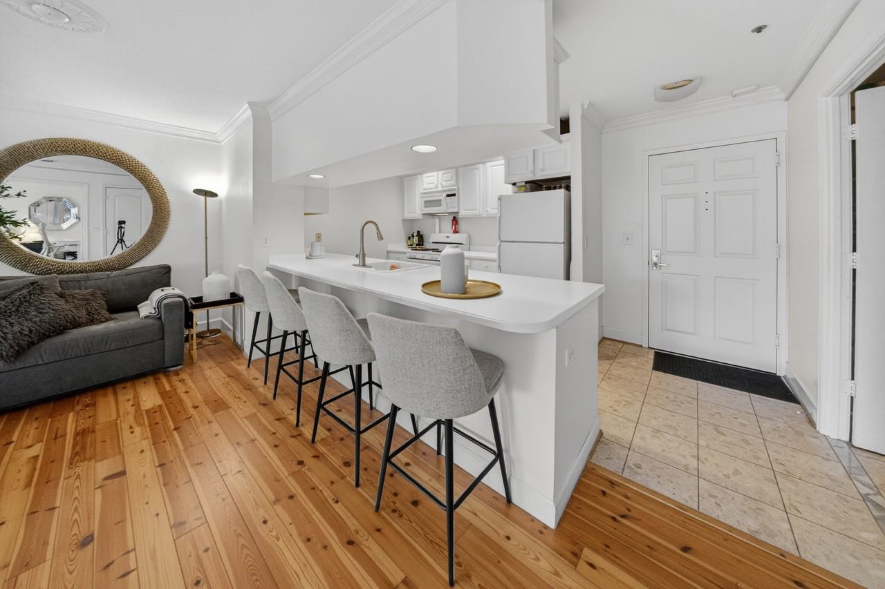 1050 North Stuart Street329 #1 - Photo 3 of 14