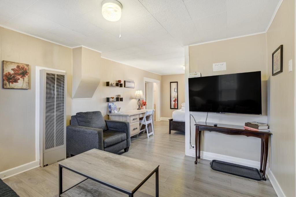 15 E Las Animas St #15 - Photo 5 of 21