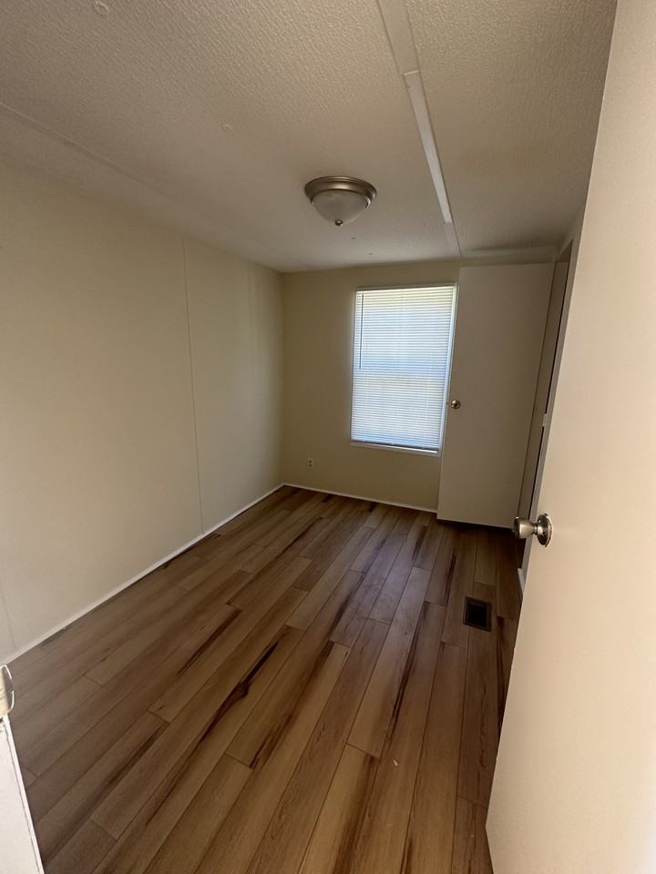 5030 Denton Rd #1 - Photo 4 of 7