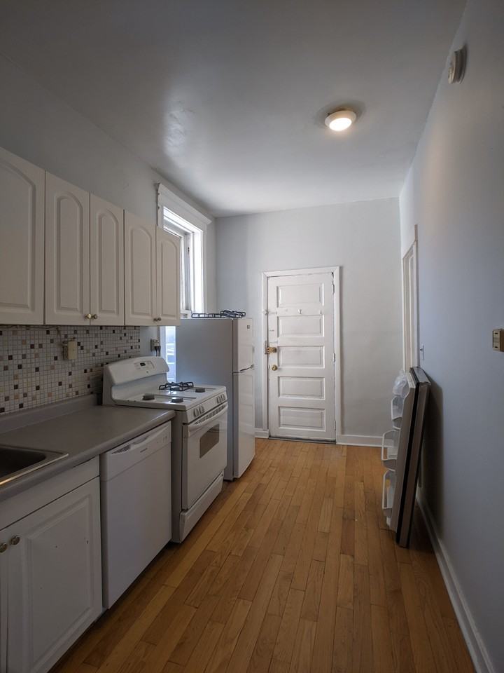 3544 N. Halstead - 3R #3544-3R - Photo 2 of 11