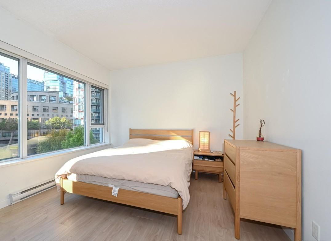 821 Cambie St #802 - Photo 7 of 16